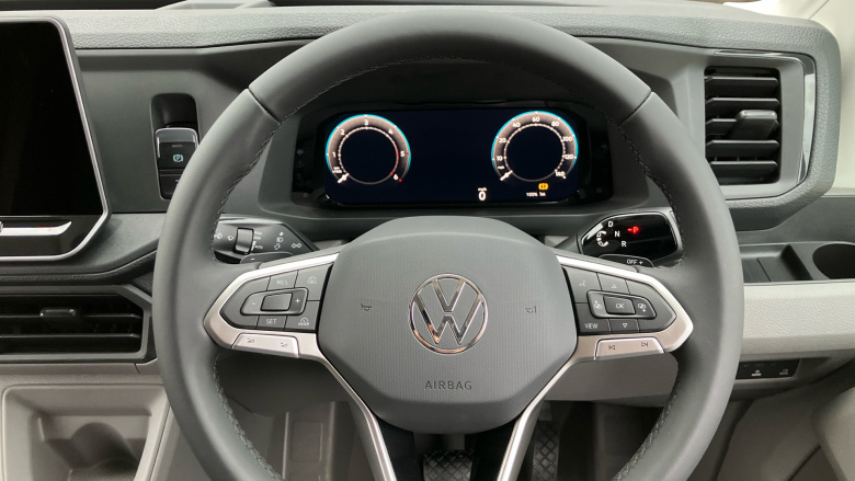 Volkswagen Crafter Cr35 Lwb Diesel Fwd 2.0 TDI 177PS Commerce Plus High Roof Van Auto